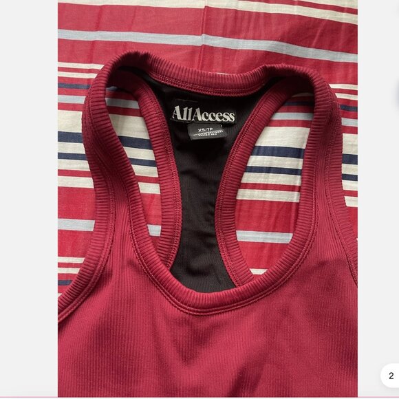 All Access Tank Top Women's XS Build-In Bra Burgundy Red Gym Yoga Workout - Picture 2 of 4